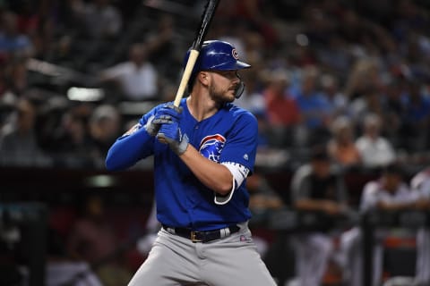 PHOENIX, AZ – SEPTEMBER 17: Kris Bryant #17 of the Chicago Cubs gets ready in the batters box against the Arizona Diamondbacks at Chase Field on September 17, 2018 in Phoenix, Arizona. (Photo by Norm Hall/Getty Images)