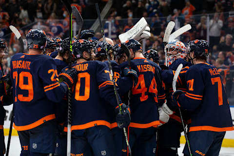 EDMONTON, AB – NOVEMBER 18: The Edmonton Oilers (Photo by Codie McLachlan/Getty Images)