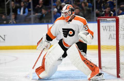 ST. LOUIS, MO – APRIL 04: Philadelphia Flyers goalie Brian Elliott (37) during a NHL game between the Philadelphia Flyers and the St. Louis Blues on April 04, 2019, at Enterprise Center, St. Louis, Mo. (Photo by Keith Gillett/Icon Sportswire via Getty Images)