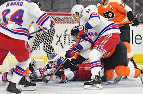 Philadelphia Flyers right wing Nicolas Aube-Kubel (62) scores a goal against New York Rangers center Ryan Strome (16) and goaltender Alexandar Georgiev (40) Credit: Eric Hartline-USA TODAY Sports