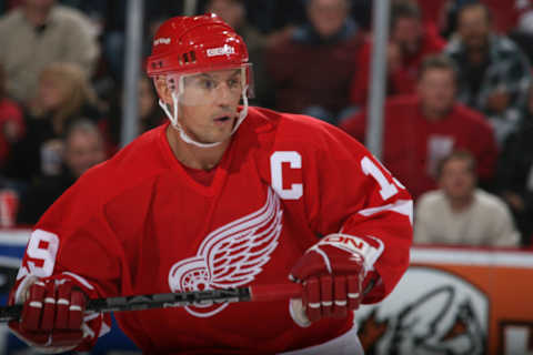 Steve Yzerman. (Redwings Rw 102705 Chi Jhg 1320 Jpg S Hkn Usa Mi)