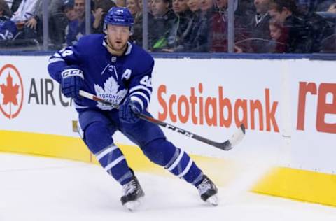 TORONTO, ON – OCTOBER 15: Toronto Maple Leafs Defenceman Morgan Rielly (44) puts the brakes on during the NHL regular season game between the Los Angeles Kings and the Toronto Maple Leafs on October 15, 2018, at Scotiabank Arena in Toronto, ON, Canada. (Photograph by Julian Avram/Icon Sportswire via Getty Images)