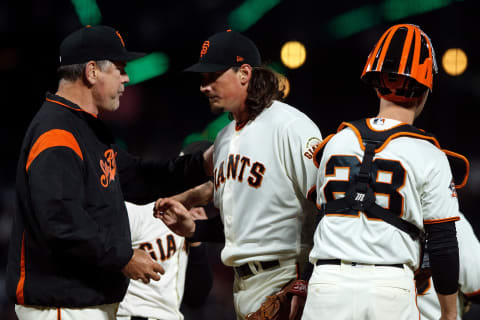 SAN FRANCISCO, CA – MAY 17: Jeff Sammardzija #29 of the San Francisco Giants is relieved by manager Bruce Bochy #15 during the seventh inning against the Colorado Rockies at AT&T Park on May 17, 2018 in San Francisco, California. (Photo by Jason O. Watson/Getty Images)