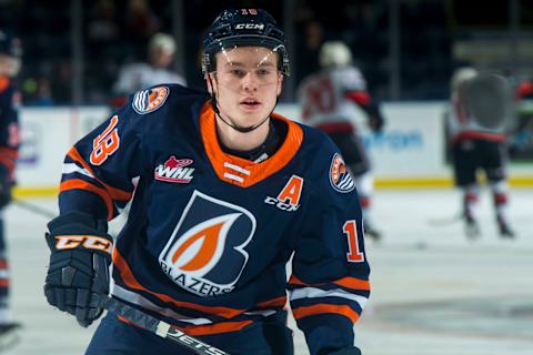 Connor Zary #18 of the Kamloops Blazers (Photo by Marissa Baecker/Shoot the Breeze)