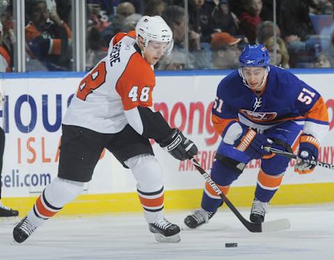 UNIONDALE, NY – MARCH 28: Danny Briere. (Photo by Paul Bereswill/Getty Images)