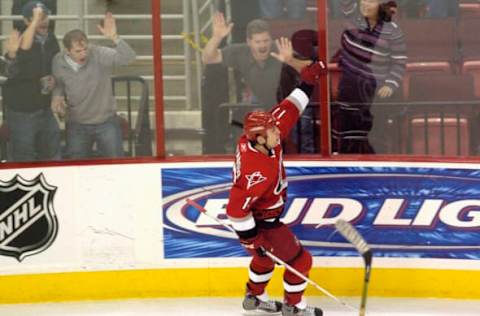 RALEIGH, NC – DECEMBER 31: Rod Brind’Amour #17 of the Carolina Hurricanes celebrates his goal in the third period to retake the lead against the Montreal Canadiens on December 31, 2005 at the RBC Center in Raleigh, North Carolina. The Hurricanes defeated the Canadiens 5-3. (Photo By Grant Halverson/Getty Images)