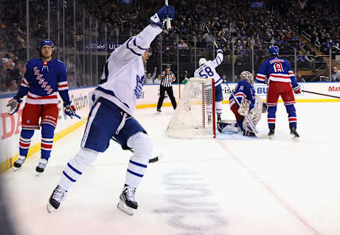 NEW YORK, NEW YORK – JANUARY 19: Auston Matthews #34 of the Toronto Maple Leafs celebrates a first period goal by Michael Bunting #58 of the Toronto Maple Leafs . (Photo by Bruce Bennett/Getty Images)