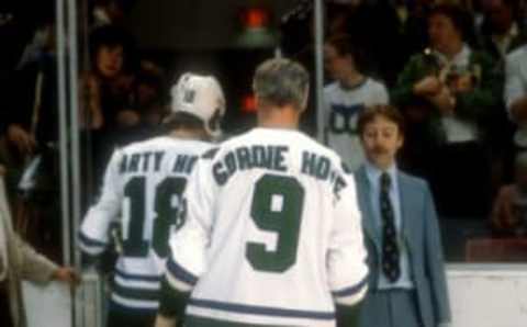 HARTFORD, CT – APRIL 11: Gordie Howe #9 of the Hartford Whalers heads off the ice following his son Marty Howe #18 after playing in his last game of his career in Game 3 of the 1980 Preliminary Round against the Montreal Canadiens on April 11, 1980 at the Hartford Civic Center in Hartford, Connecticut. (Photo by Bruce Bennett Studios via Getty Images Studios/Getty Images)