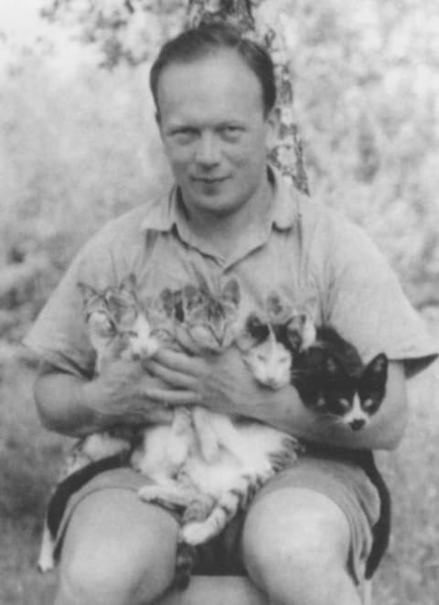 Eugene Lazowski adored animals.