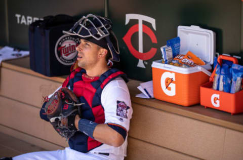 MINNEAPOLIS, MN- APRIL 29: Jason Castro #15 of the Minnesota Twins looks on against the Cincinnati Reds on April 29, 2018 at Target Field in Minneapolis, Minnesota. The Reds defeated the Twins 8-2. (Photo by Brace Hemmelgarn/Minnesota Twins/Getty Images) *** Local Caption *** Jason Castro