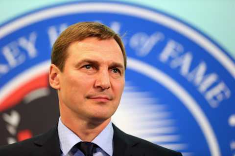 TORONTO, ON – NOVEMBER 06: Sergei Fedorov takes part in a press conference at the Hockey Hall of Fame and Museum on November 6, 2015 in Toronto, Ontario, Canada. Fedorov will be inducted into the Hall on November 9, 2015. (Photo by Bruce Bennett/Getty Images)