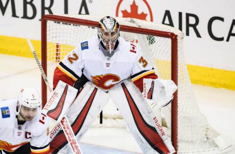 Calgary Flames goalie Jon Gillies (32) (Photo by Terrence Lee/Icon Sportswire via Getty Images)