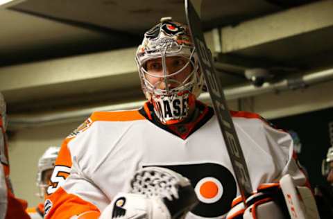 Vegas Golden Knights: Philadelphia Flyers goalie Steve Mason (35) comes out of the locker room at the start of the game against the Carolina Hurricanes at PNC Arena. The Hurricanes defeated the Flyers 5-1. Mandatory Credit: James Guillory-USA TODAY Sports