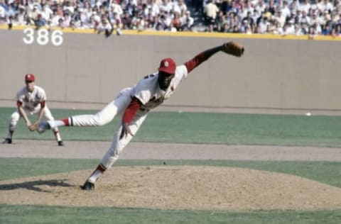 ST. LOUIS – CIRCA 1960s: Pitcher Bob Gibson #45 of the St. Louis Cardinals pitches during a circa late 1960s Major League Baseball game at Busch Stadium in St. Louis, Missouri. Gibson played for the Cardinals from 1959-75. (Photo by Focus on Sport/Getty Images)