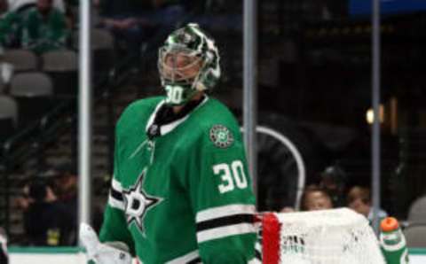 DALLAS, TEXAS – SEPTEMBER 16: Ben Bishop #30 of the Dallas Stars during a NHL preseason game at American Airlines Center on September 16, 2019 in Dallas, Texas. (Photo by Ronald Martinez/Getty Images)