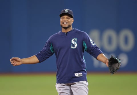 TORONTO, ON – MAY 8: Robinson Cano #22 of the Seattle Mariners during batting practice before the start of MLB game action against the Toronto Blue Jays at Rogers Centre on May 8, 2018, in Toronto, Canada. (Photo by Tom Szczerbowski/Getty Images) *** Local Caption *** Robinson Cano