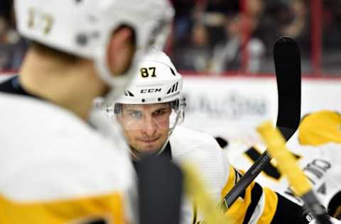 RALEIGH, NORTH CAROLINA – DECEMBER 22: Sidney Crosby #87 of the Pittsburgh Penguins stretches before the start of the second period during their game against the Carolina Hurricanes at PNC Arena on December 22, 2018, in Raleigh, North Carolina. (Photo by Grant Halverson/Getty Images)