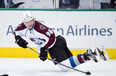 NHL Trade Rumors: Colorado Avalanche right wing Mikko Rantanen (96) controls the puck during the third period against the Dallas Stars at the American Airlines Center. The Stars defeat the Avalanche 4-2. Mandatory Credit: Jerome Miron-USA TODAY Sports