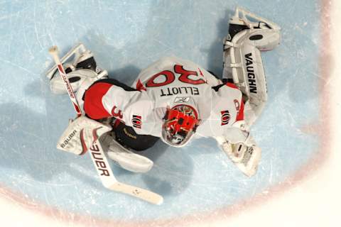 Brian Elliott #30 of the Ottawa Senators (Photo by Mitchell Layton/NHLI via Getty Images)