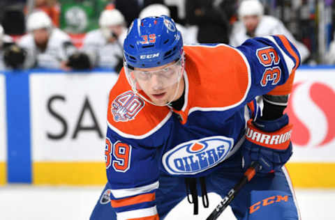 EDMONTON, AB – NOVEMBER 29: Alex Chiasson #39 of the Edmonton Oilers lines up for a face off during the game against the Los Angeles Kings on November 29, 2018 at Rogers Place in Edmonton, Alberta, Canada. (Photo by Andy Devlin/NHLI via Getty Images)