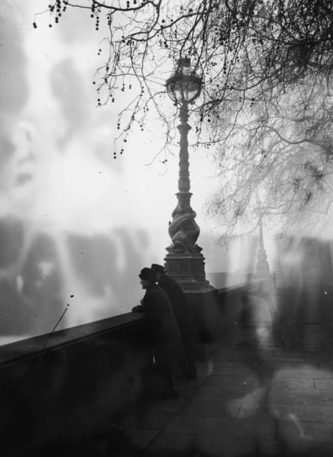 Mid-morning smog, as seen from the embankment at Blackfriars, London, on December 5, 1952.