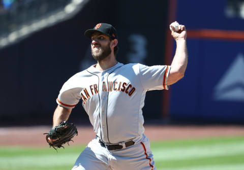 NEW YORK, NY – AUGUST 23: Madison Bumgarner #40 of the San Francisco Giants pitches against the New York Mets during their game at Citi Field on August 23, 2018 in New York City. (Photo by Al Bello/Getty Images)