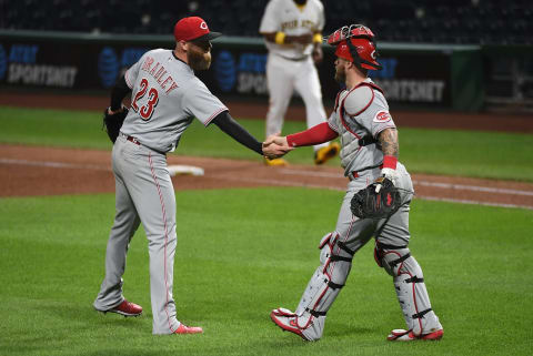 PITTSBURGH, PA – SEPTEMBER 05: Archie Bradley #23 of the Cincinnati Reds shakes hands with Tucker Barnhart #16 after the final out in a 6-2 win over the Pittsburgh Pirates at PNC Park on September 5, 2020 in Pittsburgh, Pennsylvania. (Photo by Justin Berl/Getty Images) – SF Giants