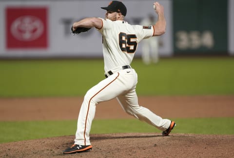 Sam Coonrod #65 of the SF Giants pitches against the Arizona Diamondbacks in the top of the eighth inning at Oracle Park on September 07, 2020. (Photo by Thearon W. Henderson/Getty Images)