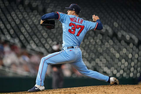 Matt Wisler #37 of the Minnesota Twins pitches against the Cleveland Indians on September 12, 2020 at Target Field in Minneapolis, Minnesota. (Photo by Brace Hemmelgarn/Minnesota Twins/Getty Images) – SF Giants