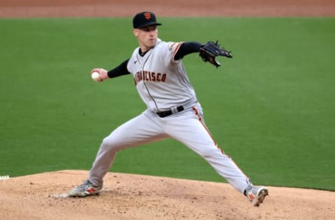 SAN DIEGO, CALIFORNIA – MAY 01: Anthony DeSclafani #26 of the San Francisco Giants pitches during a game against the San Diego Padres at PETCO Park on May 01, 2021 in San Diego, California. (Photo by Sean M. Haffey/Getty Images)