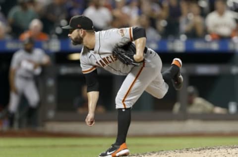 NEW YORK, NEW YORK – AUGUST 24: Tyler Chatwood #37 of the San Francisco Giants in action against the New York Mets at Citi Field on August 24, 2021 in New York City. The Giants defeated the Mets 8-0. (Photo by Jim McIsaac/Getty Images)