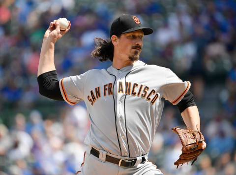 CHICAGO, ILLINOIS – AUGUST 22: Jeff Samardzija #29 of the San Francisco Giants delivers the ball in the first inning against the Chicago Cubs at Wrigley Field on August 22, 2019 in Chicago, Illinois. (Photo by Quinn Harris/Getty Images)