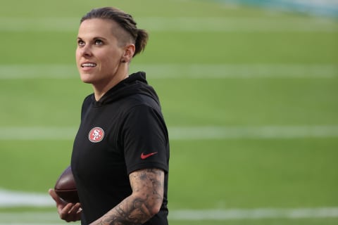 49ers assistant coach Katie Sowers. (Photo by Al Bello/Getty Images)