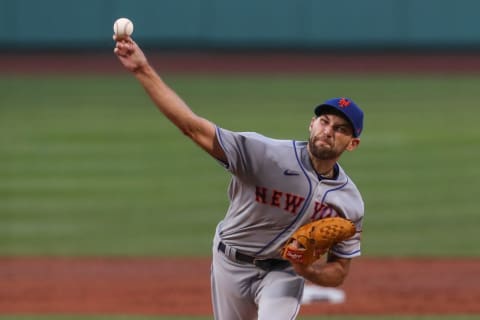 New York Mets starting pitcher Michael Wacha (45) had many similarities to SF Giants starting pitcher Kevin Gausman in 2020. (Paul Rutherford-USA TODAY Sports)