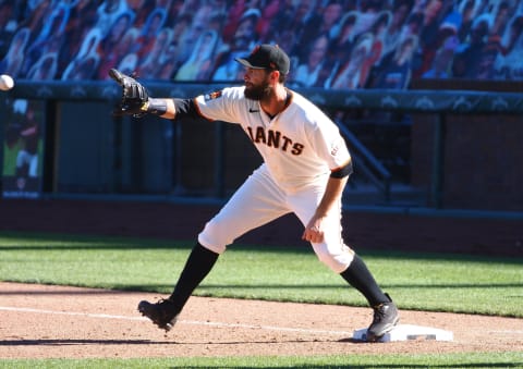 SF Giants first baseman Brandon Belt (9) once again fell short of a Gold Glove award. (Kelley L Cox-USA TODAY Sports)