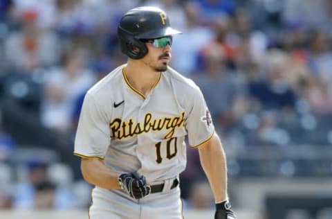 Bryan Reynolds #10 of the Pittsburgh Pirates (Photo by Jim McIsaac/Getty Images)