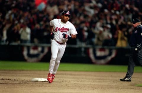 26 Oct 1995: Albert Belle of the Cleveland Indians runs the base during the game against the Atlanta Braves at the Jacobs Field in Cleveland, Ohio. The Indians defeated the Braves 5-4. (Getty Images)