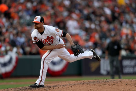 BALTIMORE, MARYLAND – APRIL 04: Starting pitcher Alex Cobb #17 of the Baltimore Orioles throws to a New York Yankees batter in the fifth inning at Oriole Park at Camden Yards on April 04, 2019 in Baltimore, Maryland. (Photo by Rob Carr/Getty Images)