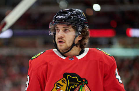 CHICAGO, IL – MARCH 18: Chicago Blackhawks left wing Vinnie Hinostroza (48) looks on during the game between the Chicago Blackhawks and the St. Louis Blues on March 18, 2018, at the United Center in Chicago, Illinois. (Photo by Robin Alam/Icon Sportswire via Getty Images)