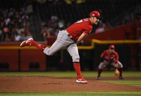 PHOENIX, ARIZONA – SEPTEMBER 15: Trevor Bauer #27 of the Cincinnati Reds (Photo by Norm Hall/Getty Images)