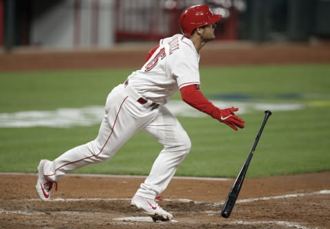 CINCINNATI, OH – SEPTEMBER 19: Nick Senzel #15 of the Cincinnati Reds watches the ball . (Photo by Michael Hickey/Getty Images)