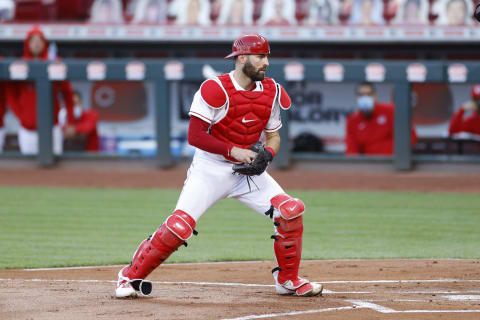 CINCINNATI, OH – SEPTEMBER 21: Curt Casali #12 of the Cincinnati Reds works behind the plate. (Photo by Joe Robbins/Getty Images)