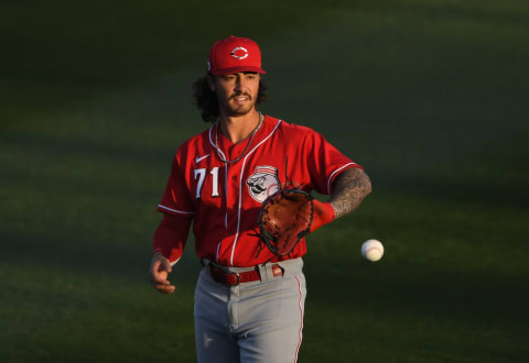 GOODYEAR, ARIZONA – MARCH 03: Jonathan India #71 of the Cincinnati Reds, prepares for a spring training game. (Photo by Norm Hall/Getty Images)