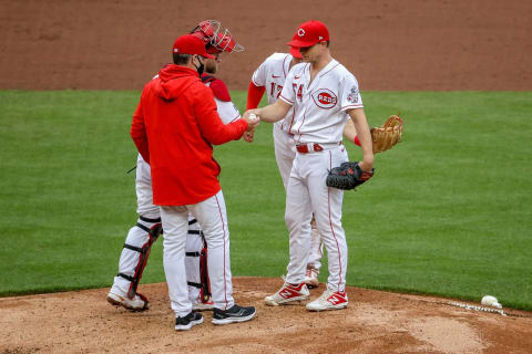 CINCINNATI, OHIO – APRIL 17: Manager David Bell of the Cincinnati Reds relieves Sonny Gray #54 in the fifth inning. (Photo by Dylan Buell/Getty Images)