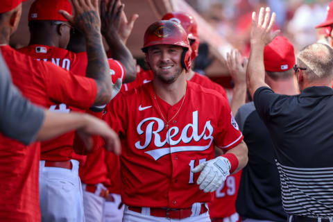 CINCINNATI, OHIO – SEPTEMBER 26: Kyle Farmer #17 of the Cincinnati Reds celebrates with teammates. (Photo by Dylan Buell/Getty Images)