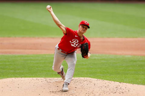 MILWAUKEE, WISCONSIN – AUGUST 09: Sonny Gray #54 of the Cincinnati Reds pitches in the first inning. (Photo by Dylan Buell/Getty Images)