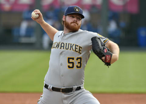 KANSAS CITY, MISSOURI – MAY 18: Starting pitcher Brandon Woodruff #53 of the Milwaukee Brewers throws. (Photo by Ed Zurga/Getty Images)