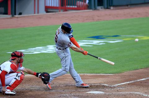 CINCINNATI, OHIO – JULY 24: C.J. Cron #26 of the Detroit Tigers hits a home run in the 4th inning against the Cincinnati Reds Photo by Andy Lyons/Getty Images)