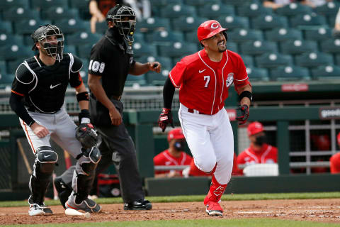 Cincinnati Reds third baseman Eugenio Suarez (7) doubles on a line drive.