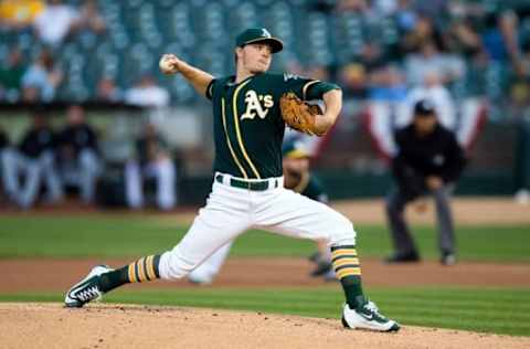 Apr 6, 2016; Oakland, CA, USA; Oakland Athletics starting pitcher Sonny Gray (54) throws against the Chicago White Sox in the first inning at O.co Coliseum. Mandatory Credit: John Hefti-USA TODAY Sports